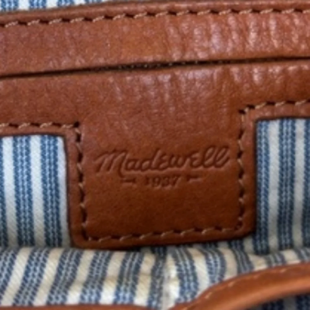MADEWELL Crossbody Leather Purse - Picture 3 of 5